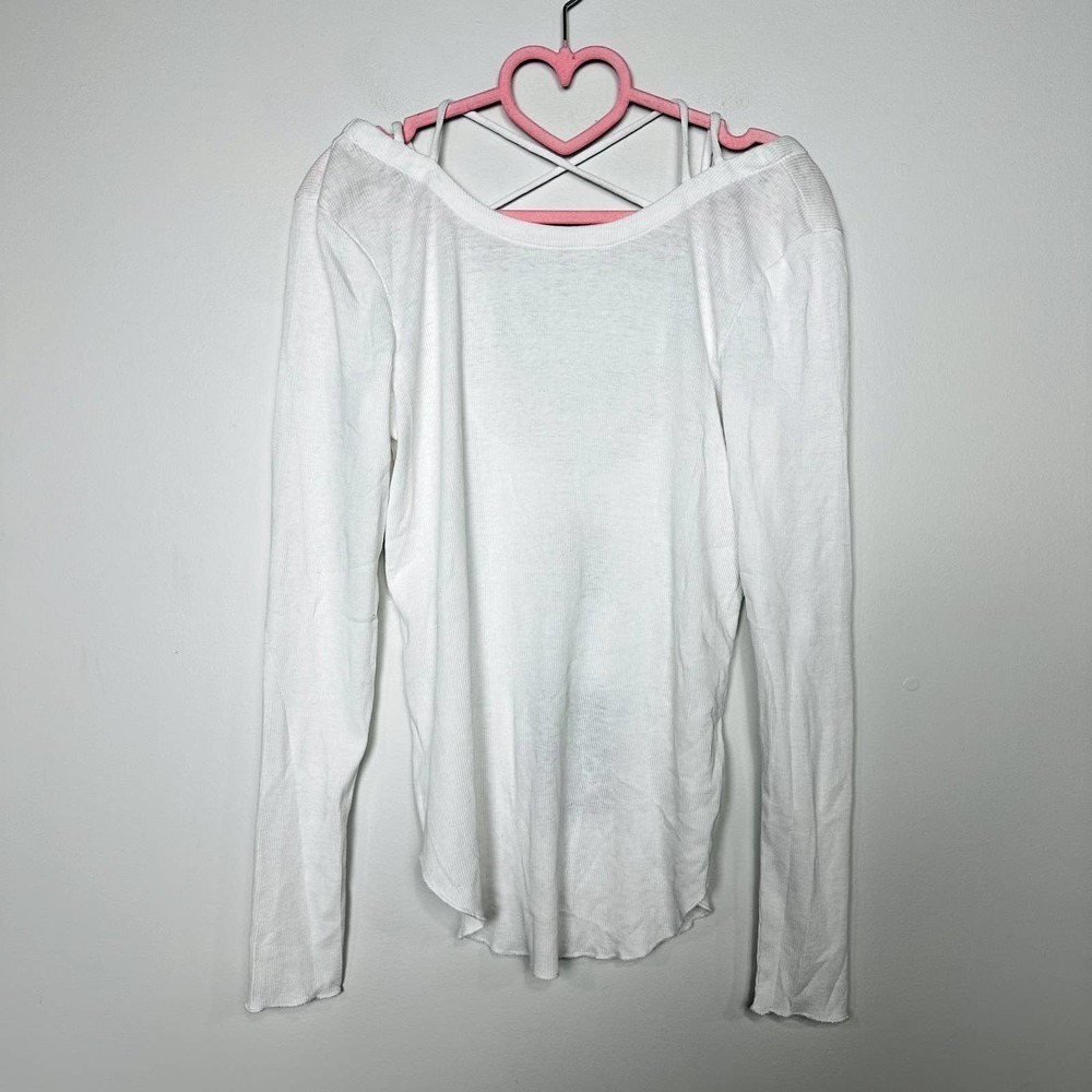 Chaser Vintage Ribbed Long Sleeve Strappy Scoopback Shirttail Tops WhiteMedium